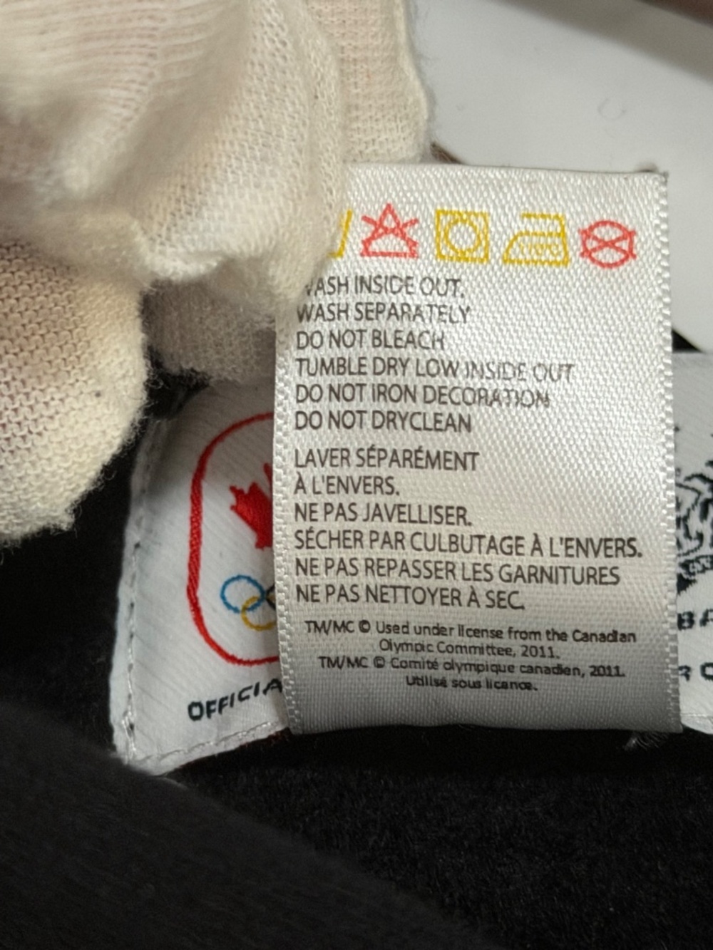 HBC Team Canada 2012 London Olympics Patch Hoodie - Women's Small - Picture 3 of 13